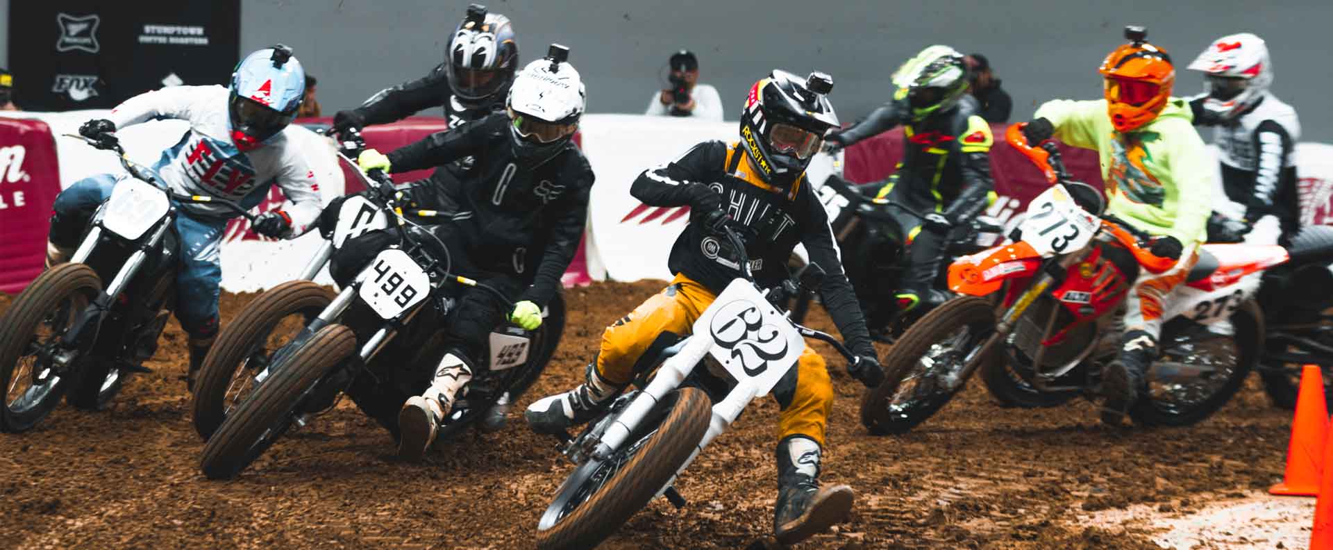 Andy ripping in the Electric Nationals flat track motorcycle race division