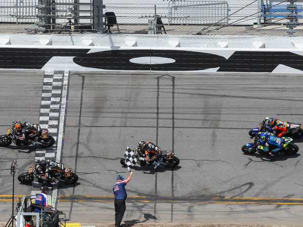 Andy DiBrino coming in hot for a 4th place finish and a battle to the line at Daytona Super Hooligans