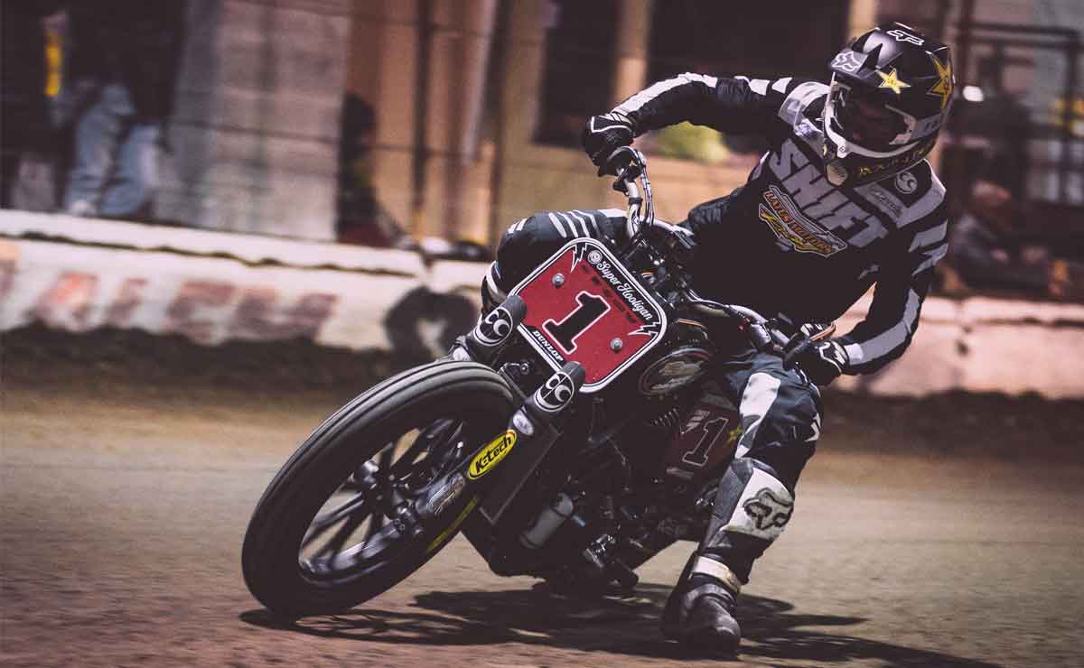 Round 1 of 2019 RSD Super Hooligan series at Salem Speedway I raced the Latus Motors Racing backed Harley-Davidson XG750 to a second place finish. Andy's Recap and VLOG.